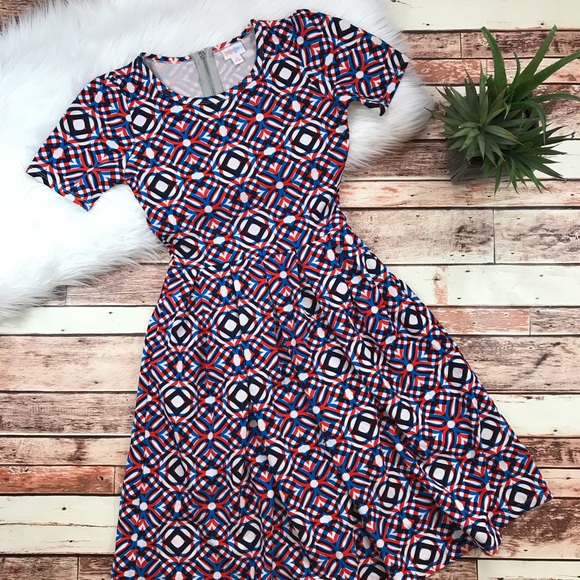 LuLaRoe Dresses & Skirts - Lularoe Amelia dress printed fit & flare